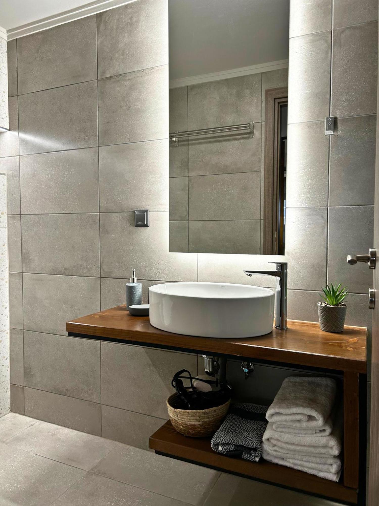 Apartament Redwood Suite, Wooden *